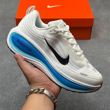 Nike Vomero Plus 舒適減震防滑 低幫跑步鞋