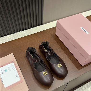 MiuMiu  2026新款女生休閒時尚鞋子
