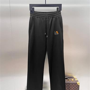 LOEWE   2026秋冬新款休閒長褲  尺寸偏大