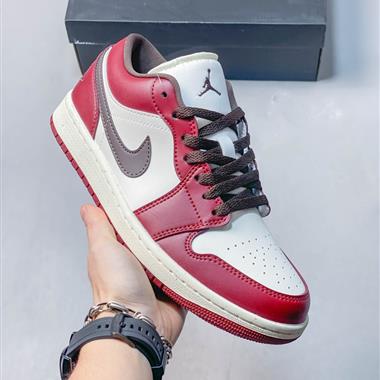 Nike Air Jordan 1 Low AJ1 低幫籃球板鞋