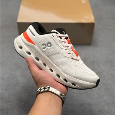 On 昂跑 Cloudrunner 3 舒適防滑耐磨 休閒運動跑鞋