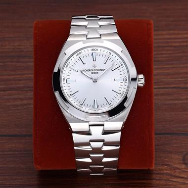 Vacheron Constantin    2026新款時尚休閒手錶    尺寸：42MM