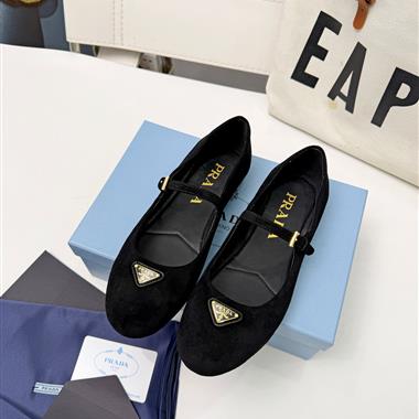 PRADA   2026新款女生休閒時尚鞋子